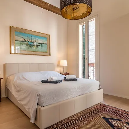 Apartamento Doge's Mirror & Stair @frari *