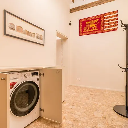 Apartamento Doge's Mirror & Stair @frari Venecia