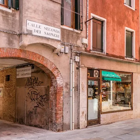 Doge's Mirror & Stair @frari Appartamento Venezia