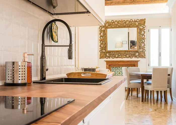 Doge's Mirror & Stair @frari