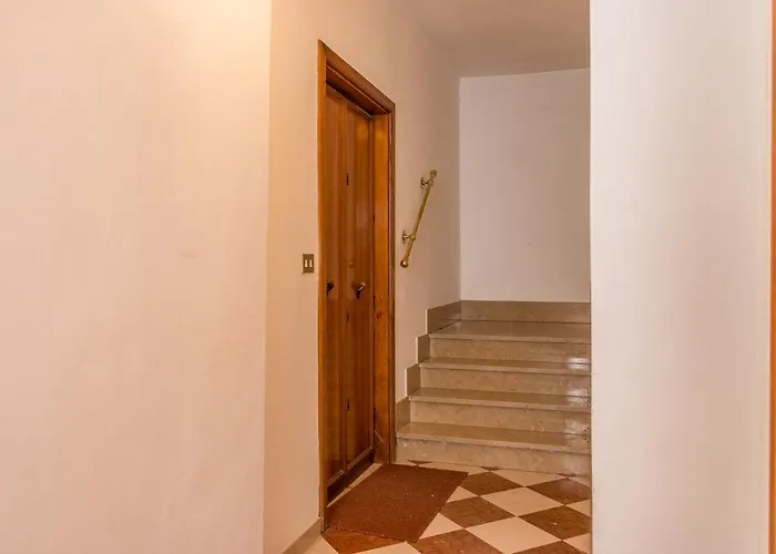 Doge's Mirror & Stair @frari Lägenhet