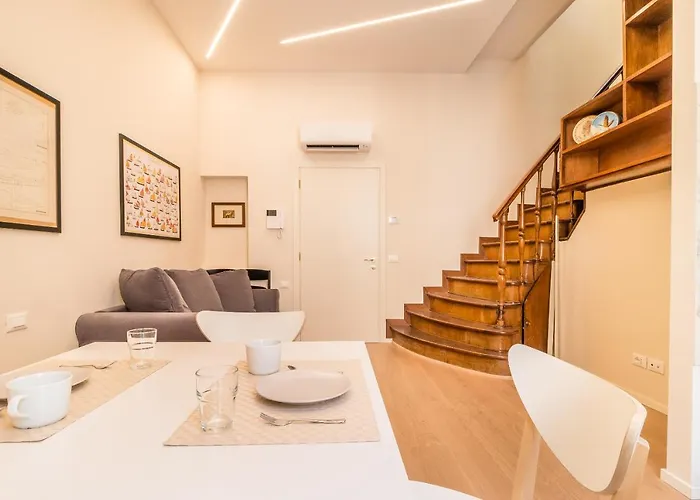 Doge's Mirror & Stair @frari * Venedig