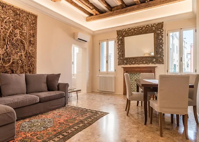 Doge's Mirror & Stair @frari * Venedig